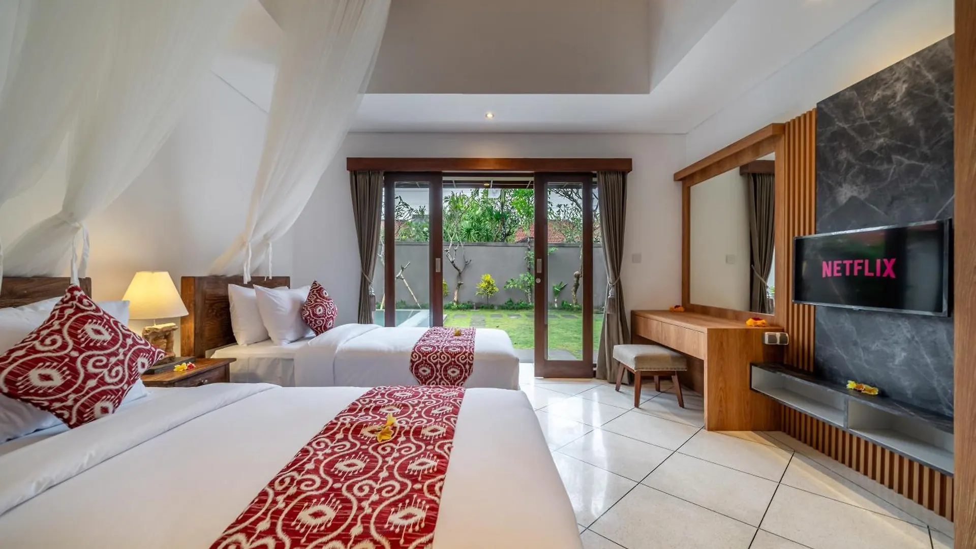 Villa Md Tranquil 6Br Villa At Eat Street Seminyak 0*,  Indonezja