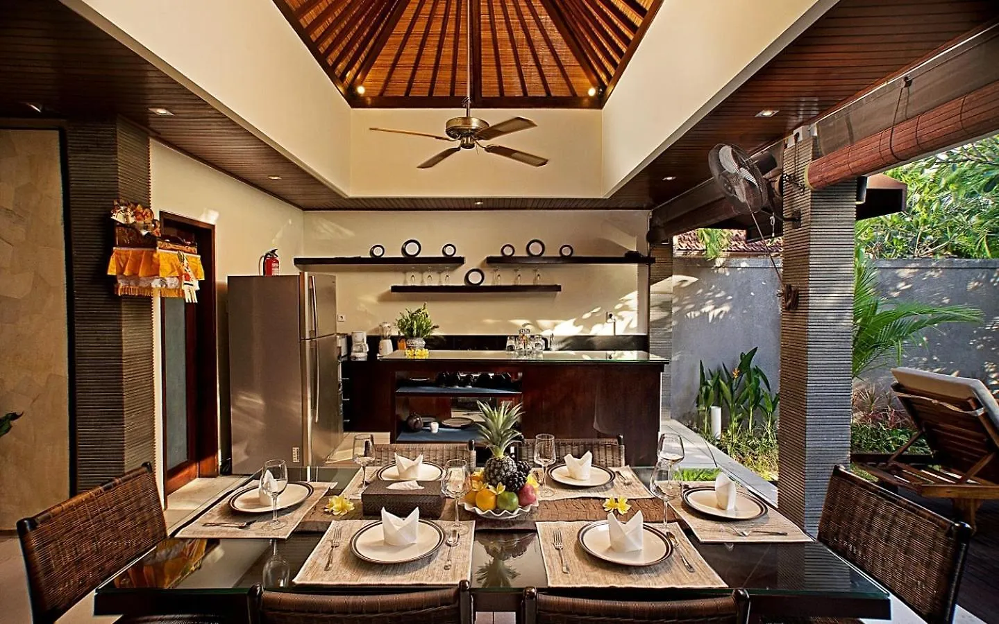 Villa Md Tranquil 6Br Villa At Eat Street Seminyak Indonezja